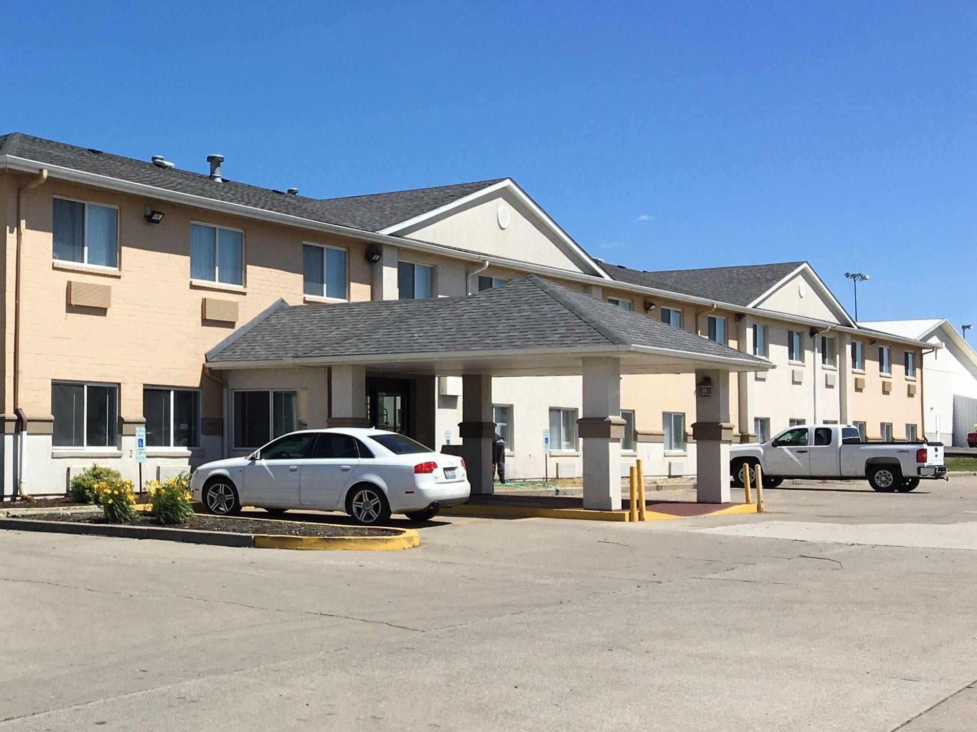 Quality Inn & Suites Lincoln Near I-55 Luaran gambar